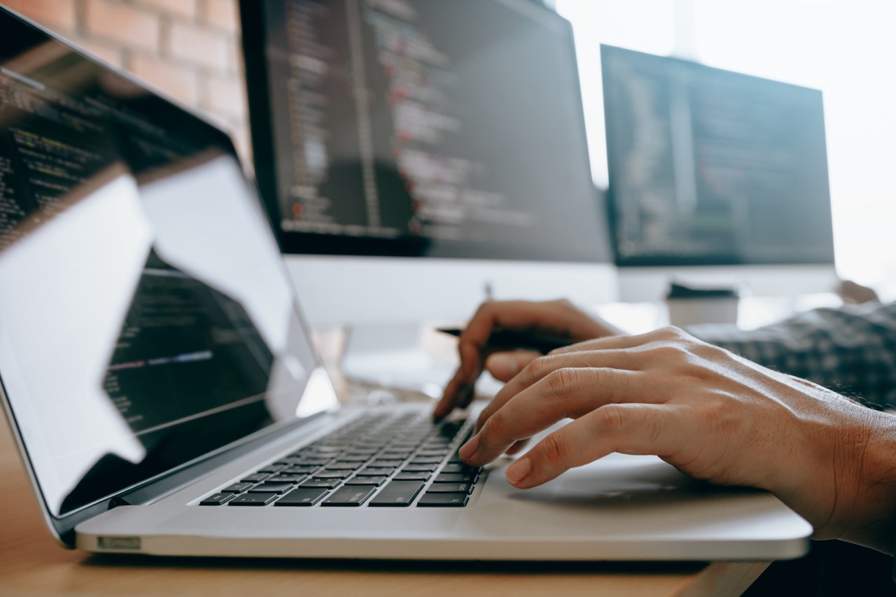 Die Evolution und Bedeutung von Websites für Unternehmen im Jahr 2024
